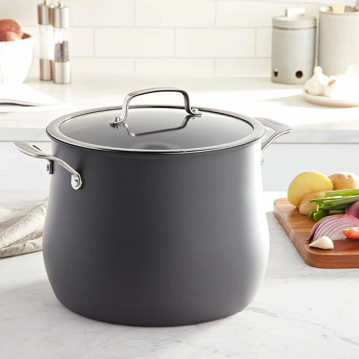 Cuisinart Contour Hard Anodized Stockpot With Cover | 12 Qt. - Image 4
