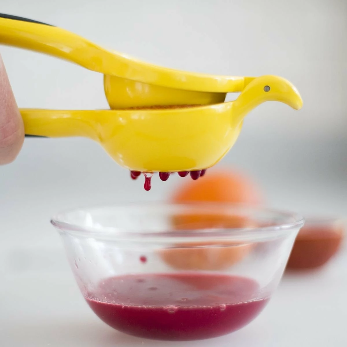 OXO Citrus Squeezer - Yellow - Image 10