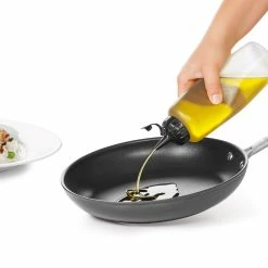 OXO Chef's Squeeze Bottle - Large