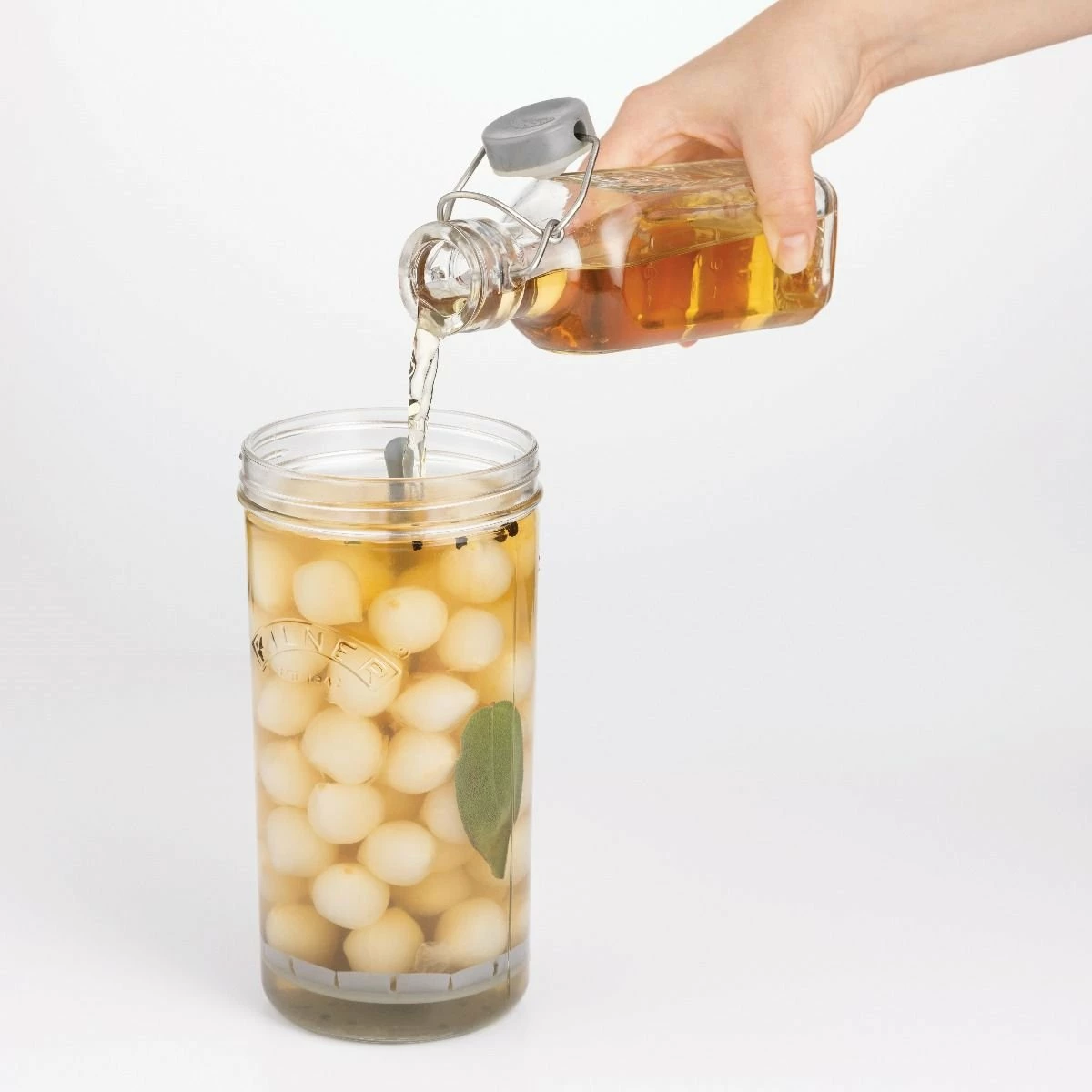 Kilner Pickle Jar With Lifter | 34oz - Image 4